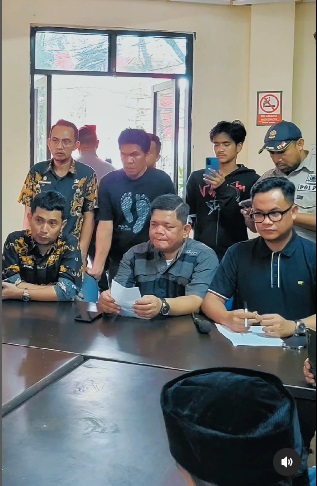 Aliansi Masyarakat Ujung Tanah Sampaikan Keluhan ke DPRD Terkait Surat Penggusuran