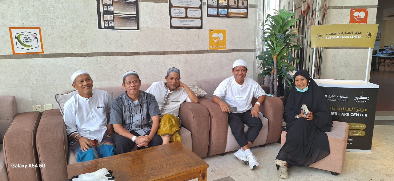 Di Tanah Suci Mekkah MZ Silaturahmi JCH Parepare, Pesankan Jaga Kesehatan Jelang Wukuf