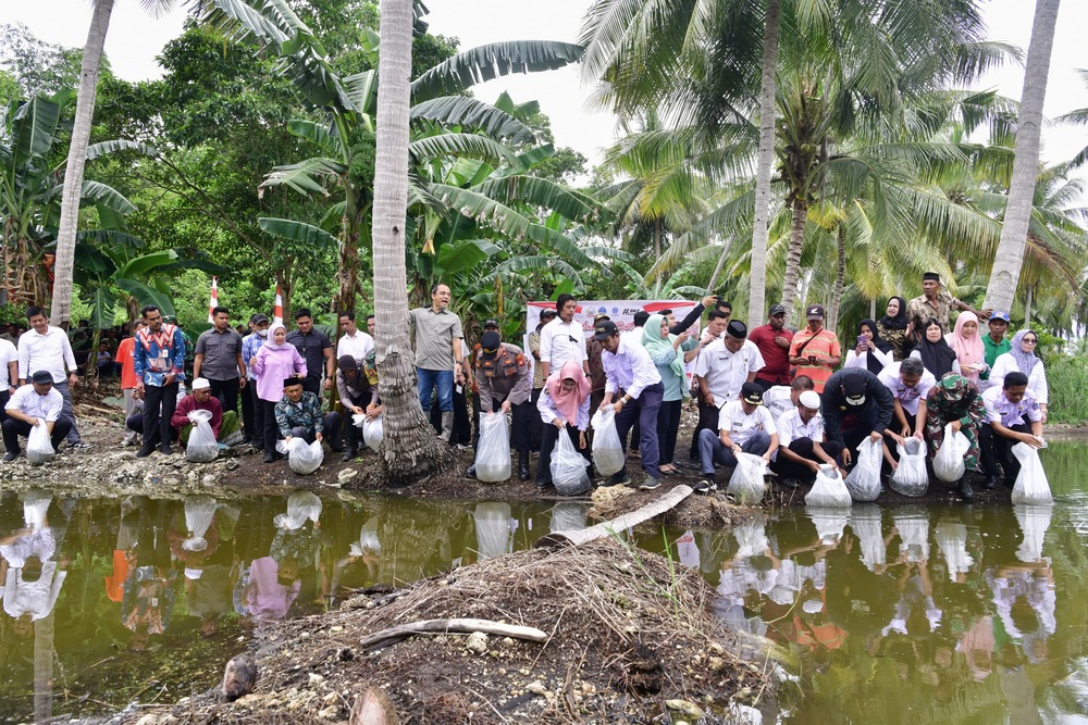 2,1 Juta Benih Ikan Air Tawar Sudah Ditebar di Bone