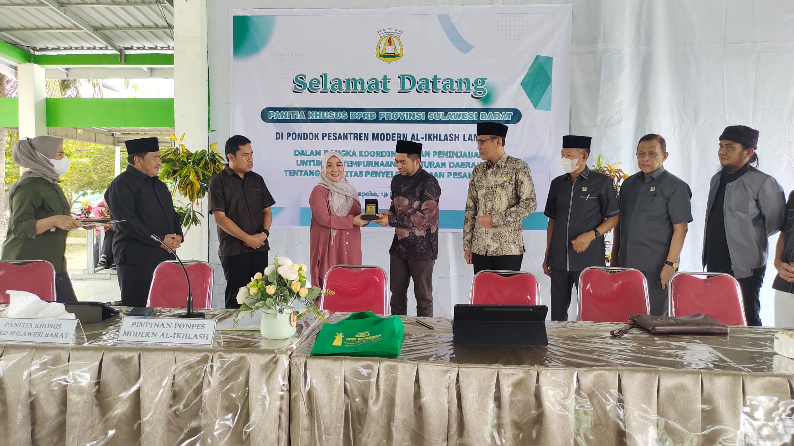 Kunker Pansus Pesantren ke Ponpes Al-Ikhlas Lampoko, Tiga Pimpinan DPRD Sulbar Hadir Langsung