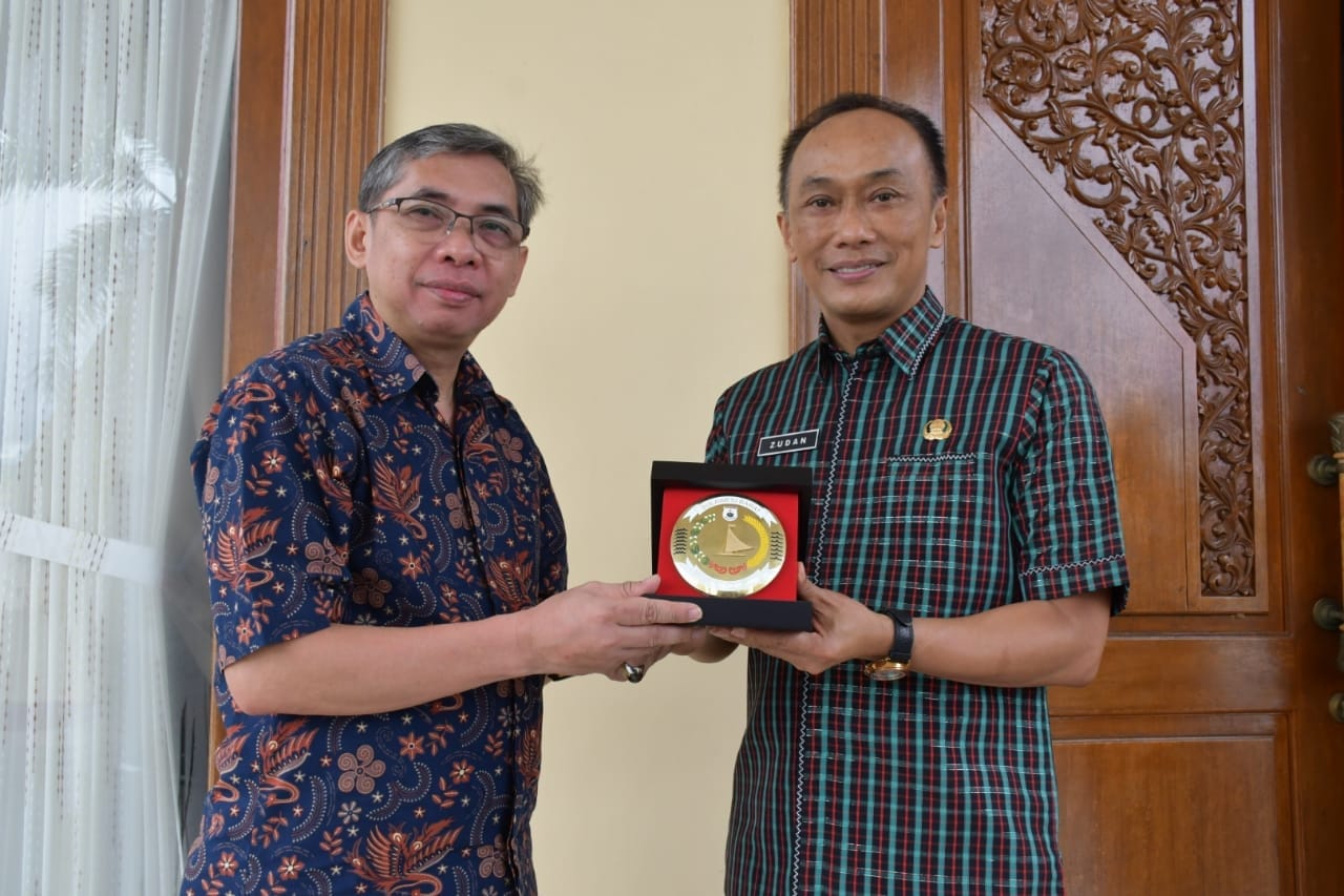 Bertemu Kepala BKN Makassar, Prof Zudan Siap Dukung Pembangunan Kantor BKN di Sulbar