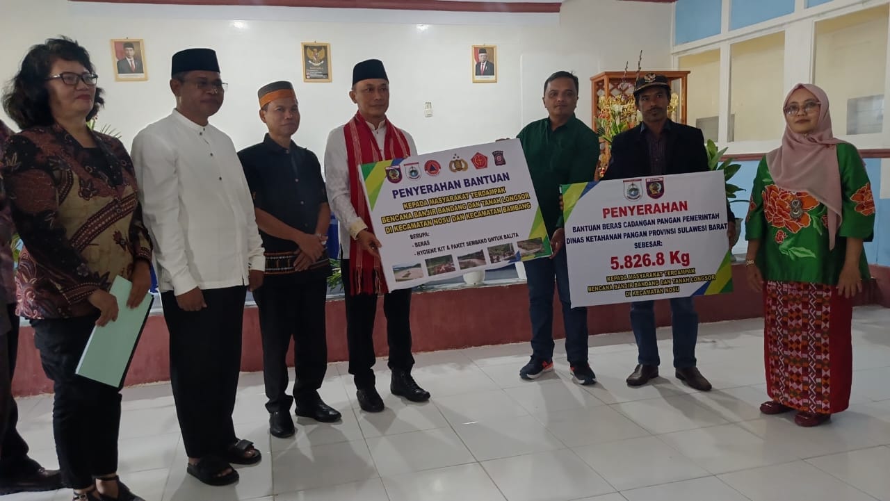 Respon Cepat, Pemprov Sulbar Salurkan 5,8 Ton Beras Untuk Warga Terdampak Banjir dan Tanah Longsor di Mamasa