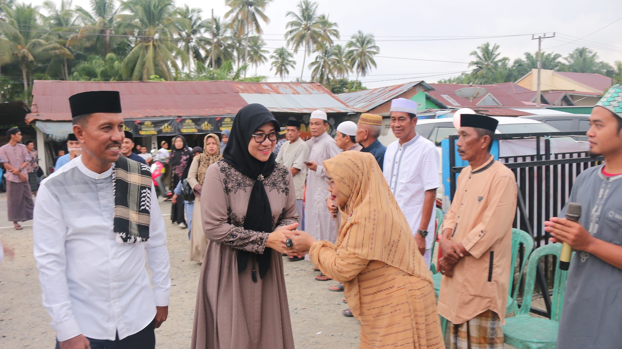 Pererat Silaturrahmi, Wabup Pasangkayu Hadiri Undangan Buka Puasa Bersama di Dapurang