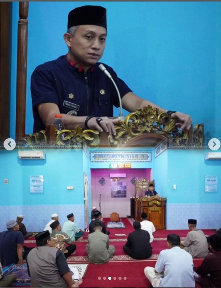 Camat Ujung Tanah Safari Ramadhan di Kelurahan Tamalabba