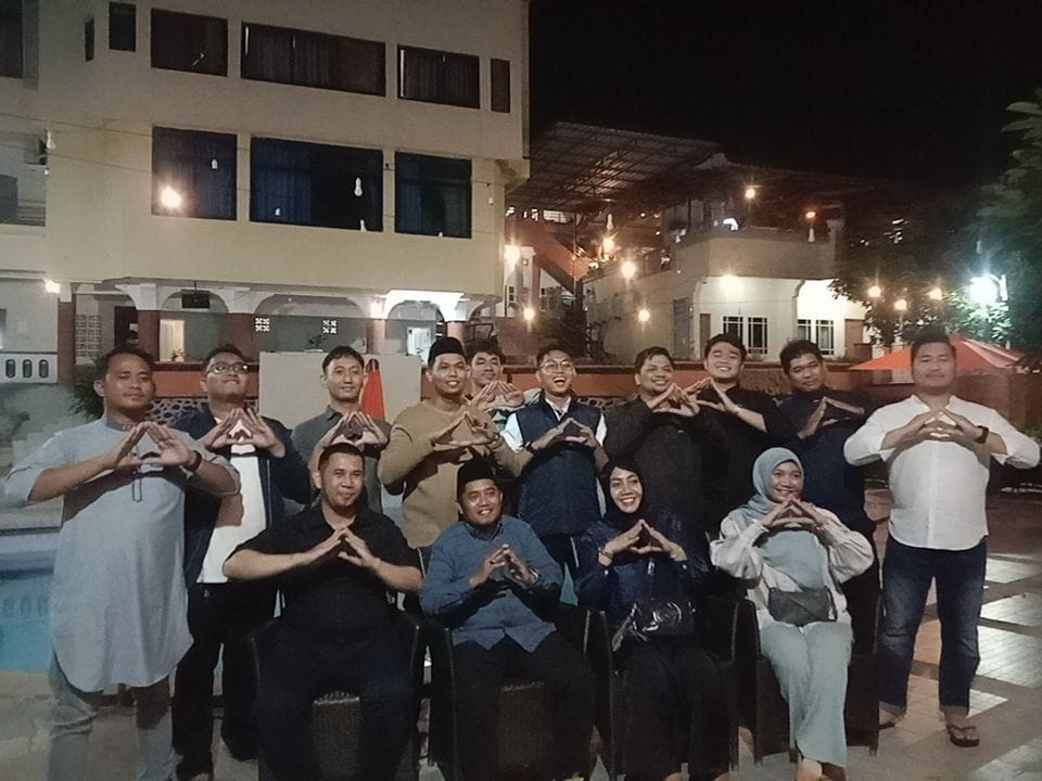 Jusvari Genda Buka Puasa Bersama Bernuansa Kekeluargaan dengan Jajaran BTN Syariah Parepare 