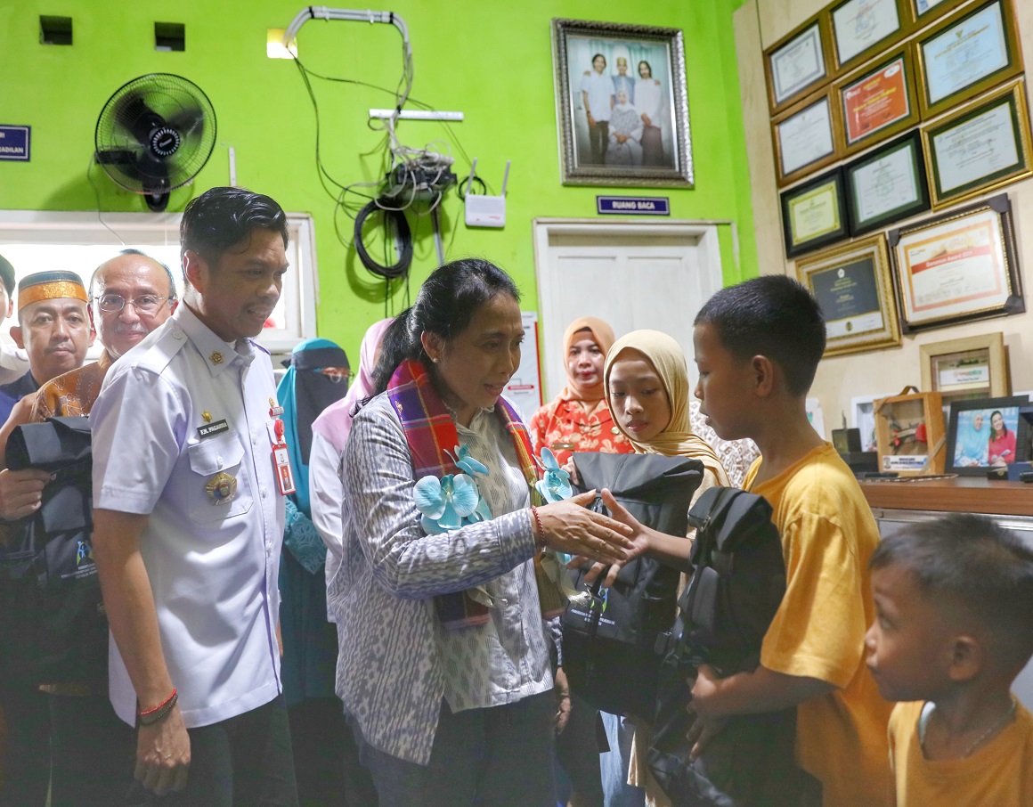 Lewat Tiga Inovasi, Menteri PPPA Apresiasi Semangat Perempuan Berdaya di Makassar