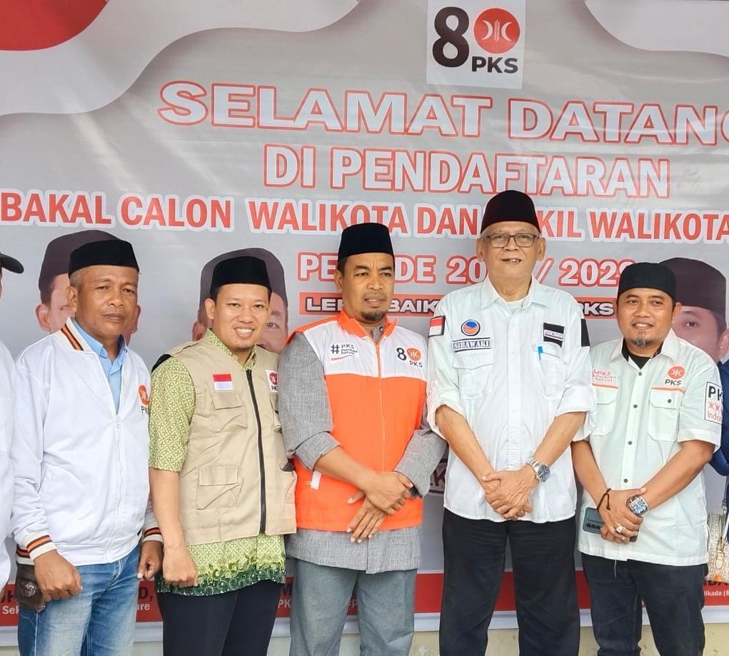 FAS Kembalikan Formulir Bacalon Wali Kota Parepare, PKS Kirim Empat Nama ke DPW