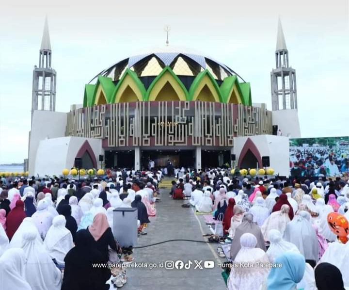 Sambut Ramadan, Pemkot Parepare Minta Masyarakat Ramaikan Masjid Terapung BJ Habibie dengan Kegiatan Religius
