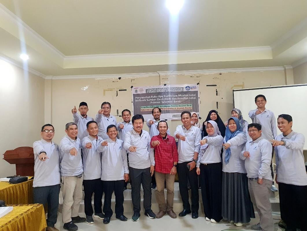 Disdikbud Sulbar Gelar FGD Pembahasan Buku Ajar Muatan Lokal, Mengikuti Kurikulum Merdeka