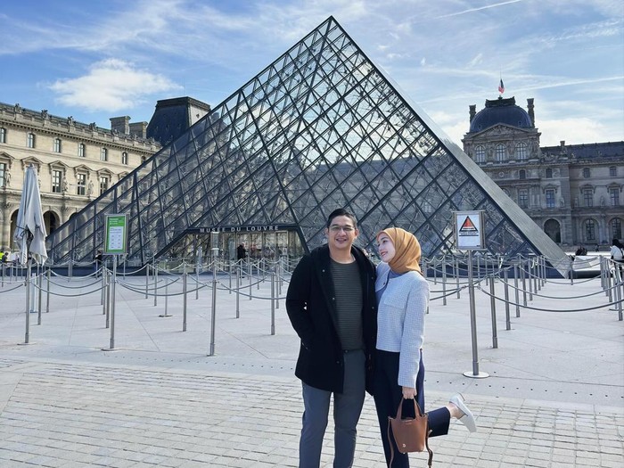 Tas Isi Barang Berharga Milik Adelia Istri Pasha Ungu Kecopetan di Paris