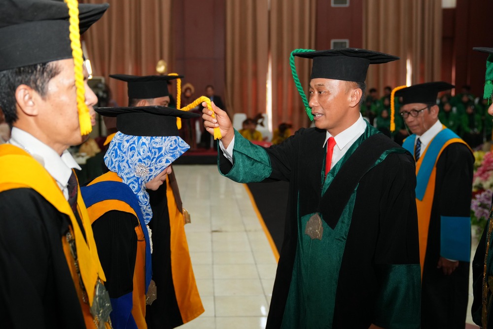 Rektor UIN Alauddin Sebut Prof Zudan Pemimpin Visioner pada Acara Pengukuhan Tiga Guru Besar