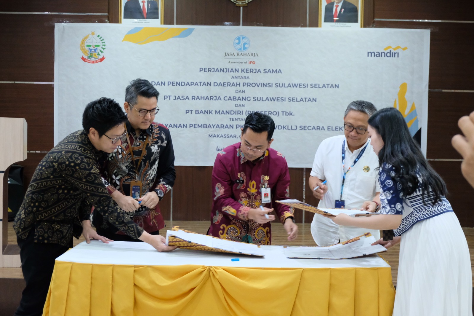 Pajak Kendaraan Sulsel Bisa Dibayar di Livin Bank Mandiri