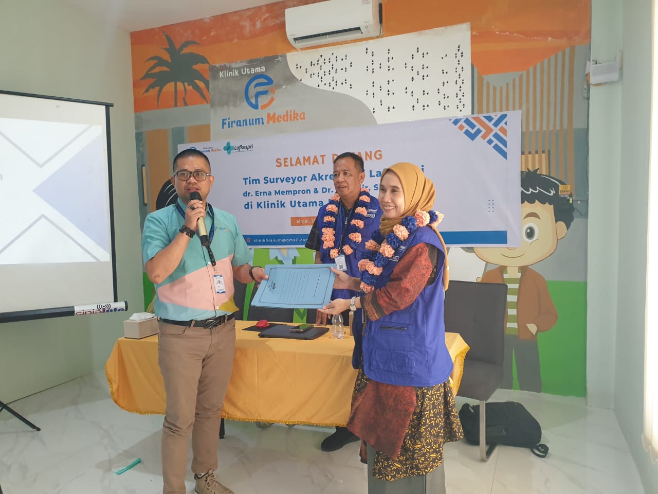 Tim Surveyor Akreditasi Lafkespri Berkunjung di Klinik Utama Firanum Medika Sinjai