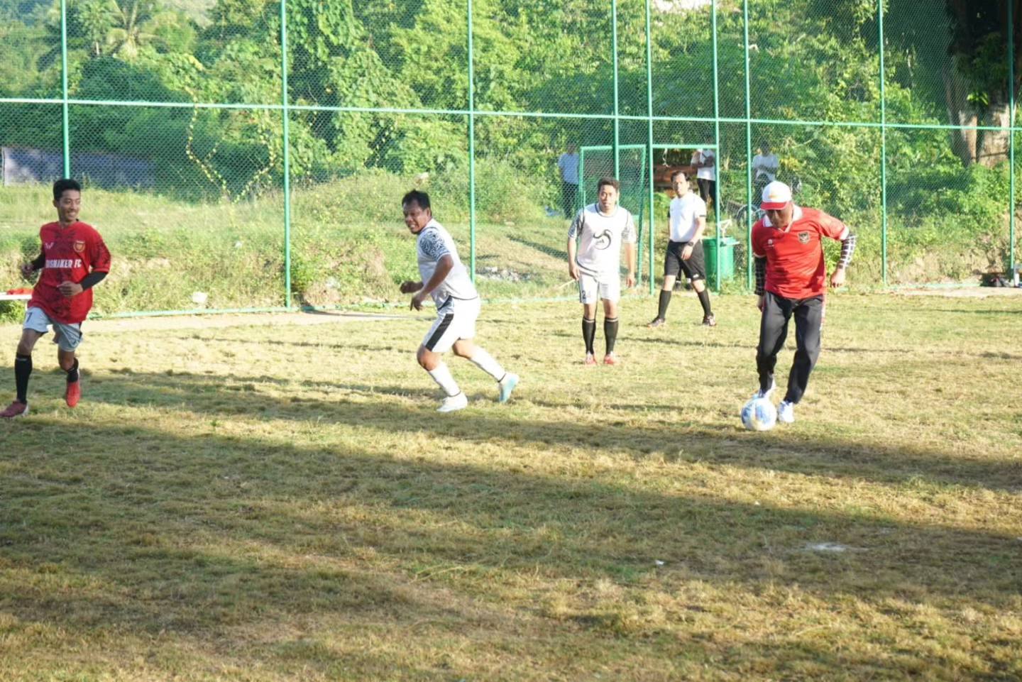 Prof Zudan Ikuti Eksebisi Mini Soccer Bersama Pimpinan OPD