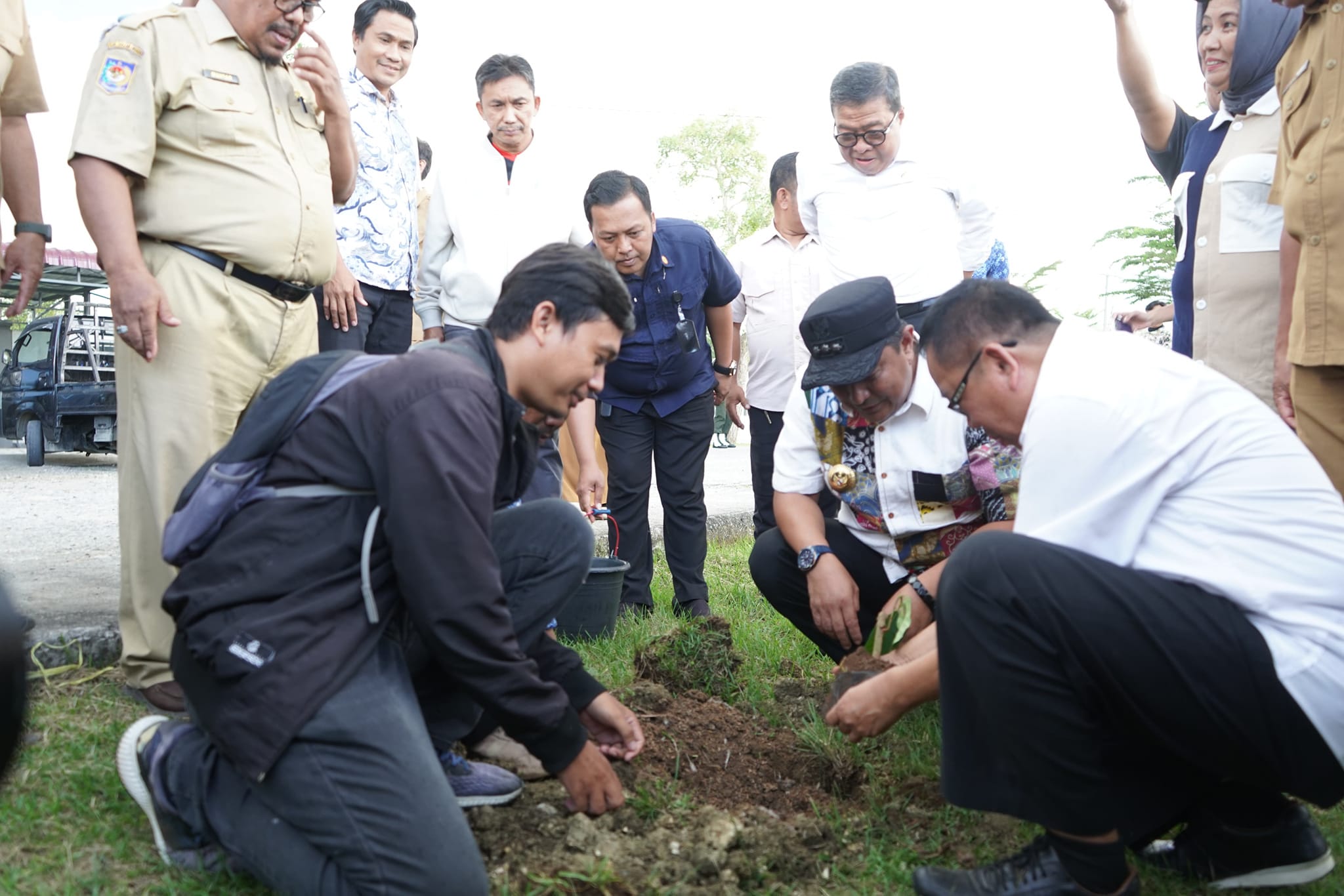 Pj Gubernur Bahtiar Harap Program Tanam Sukun di Sulbar Berkelanjutan