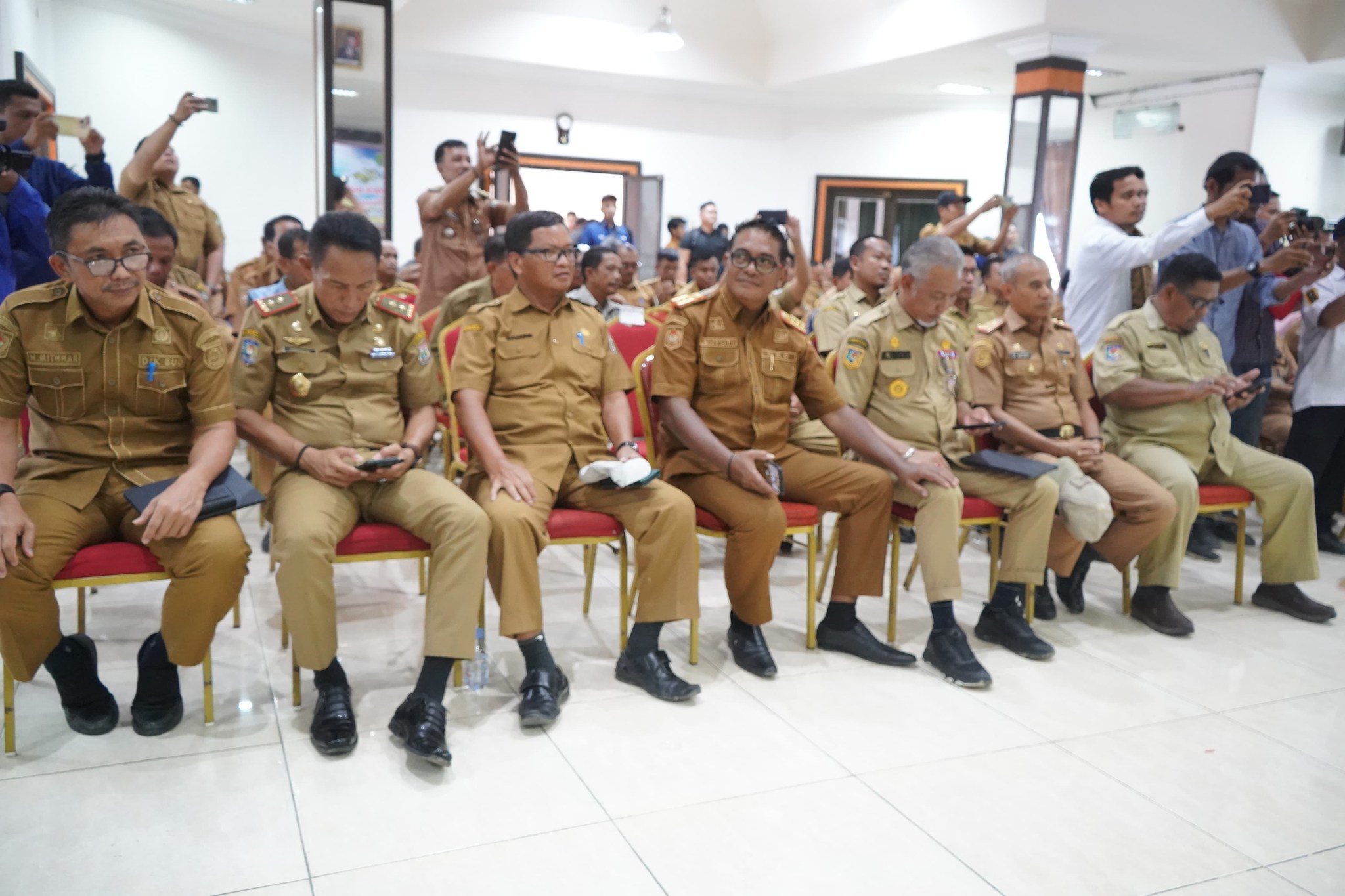Kadis Dikbud Sulbar Dampingi Pj Gubernur Bahtiar Kunker di Pasangkayu