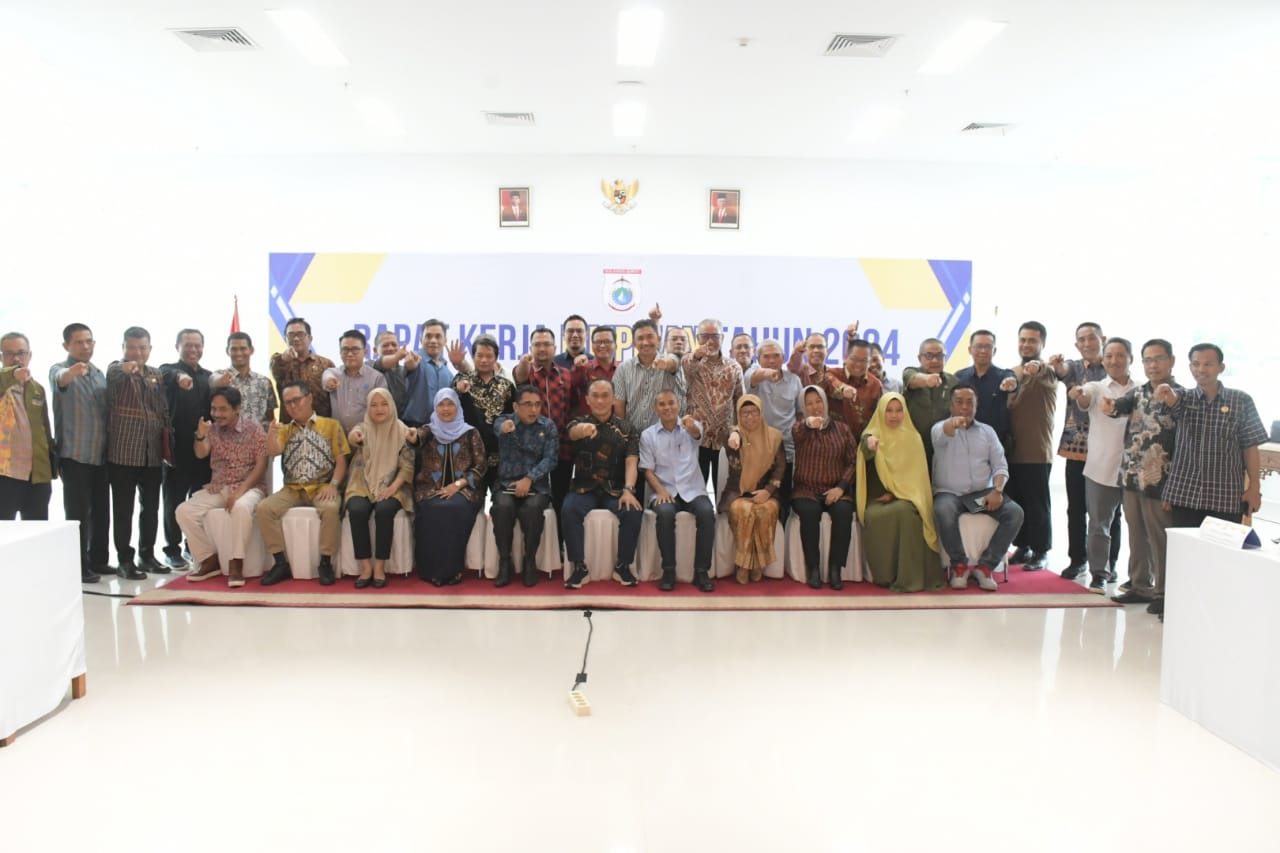 Pj Gubernur Minta Perkuat Koordinasi antar OPD, Maksimalkan Program yang Berdampak Langsung ke Masyarakat 