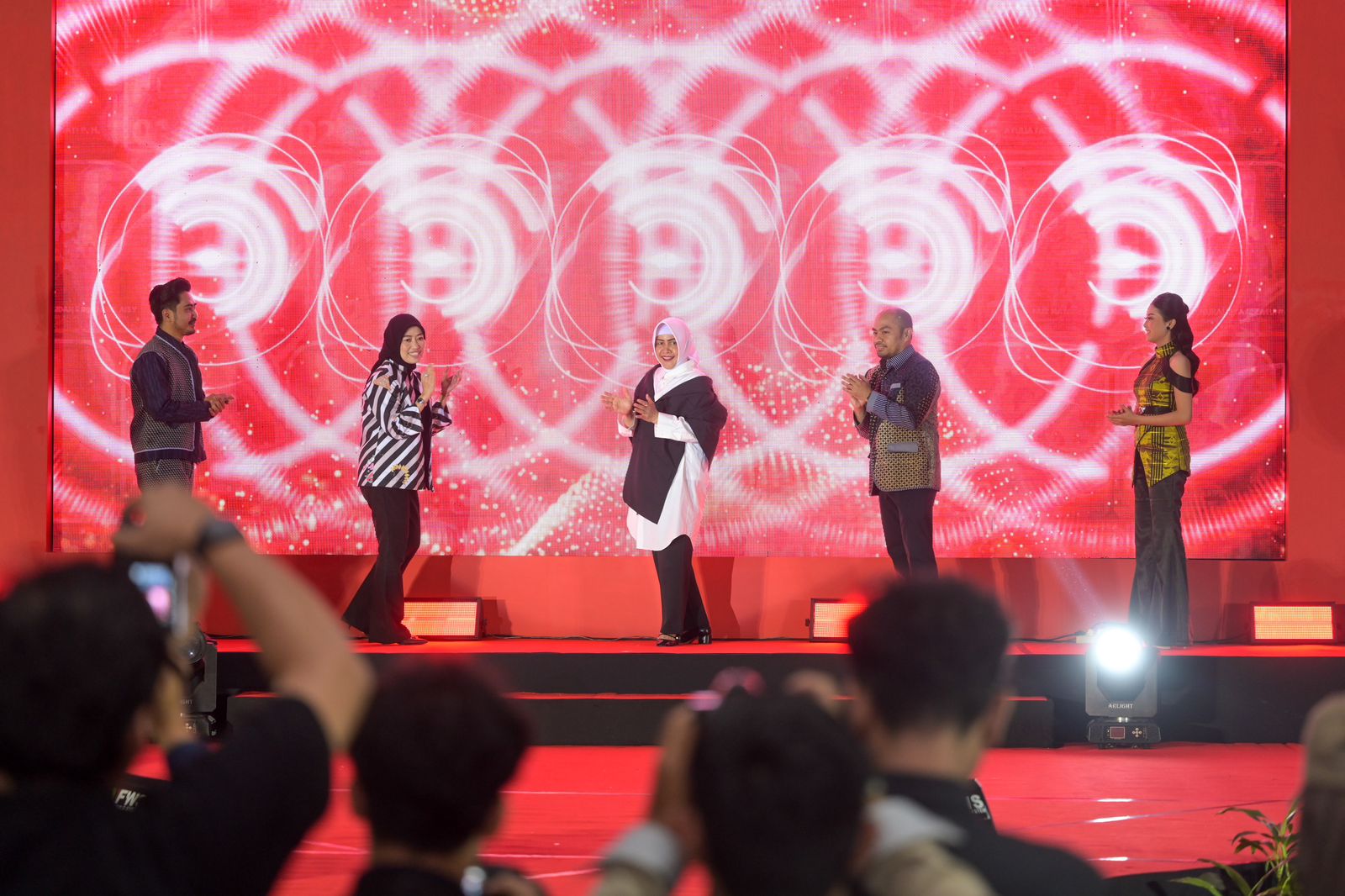 Ketua Dekranasda Kota Makassar Buka Grand Final Pemilihan Duta Wisata 2024