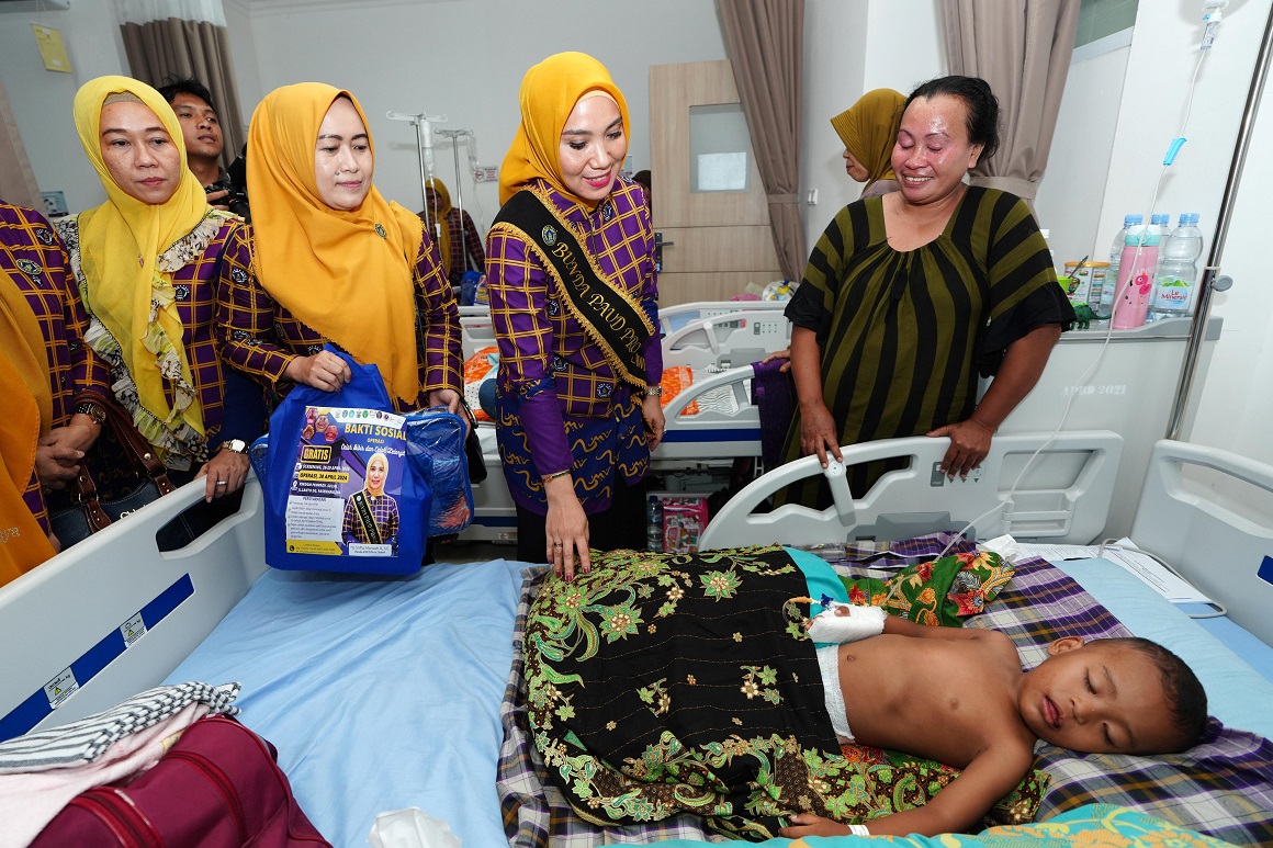 Bunda PAUD Kerja Sama PKK Sulsel dan FKG Unhas, Gelar Bakti Sosial Operasi Celah Bibir dan Lelangit pada Anak