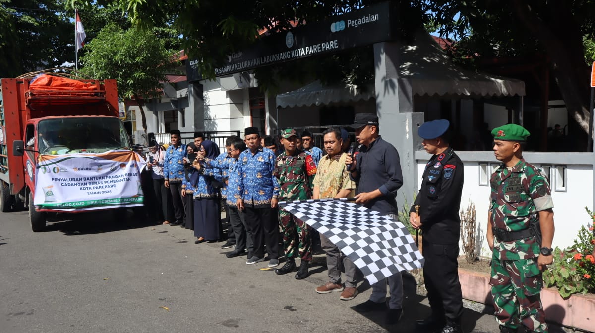 Lepas Bantuan Cadangan Beras Pemerintah, Akbar Ali Ingin Pastikan Warga Parepare Tidak Kekurangan Pangan