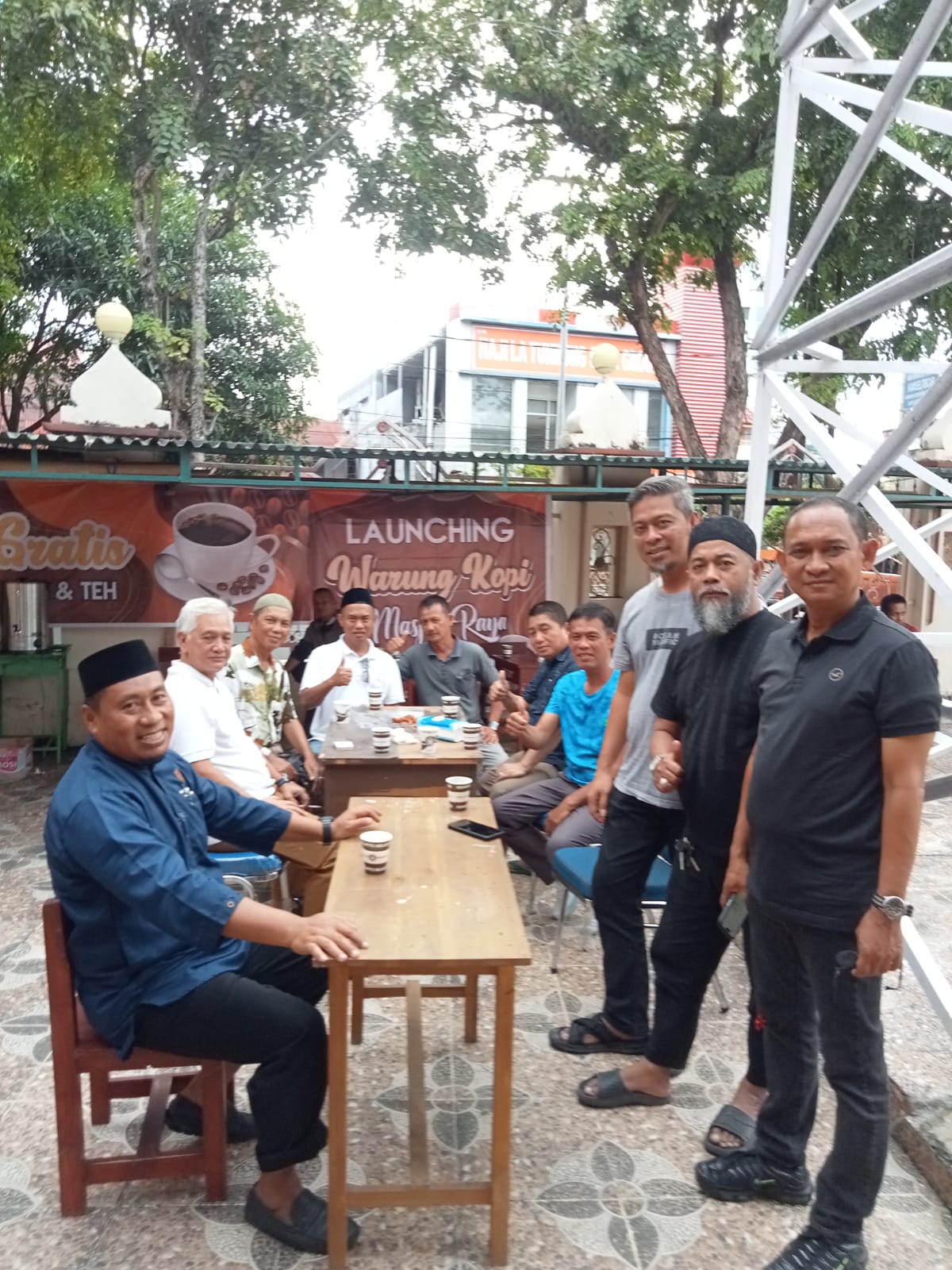 Pengurus Masjid Raya Launching Warung Kopi Gratis Dari Jamaah untuk Jamaah 