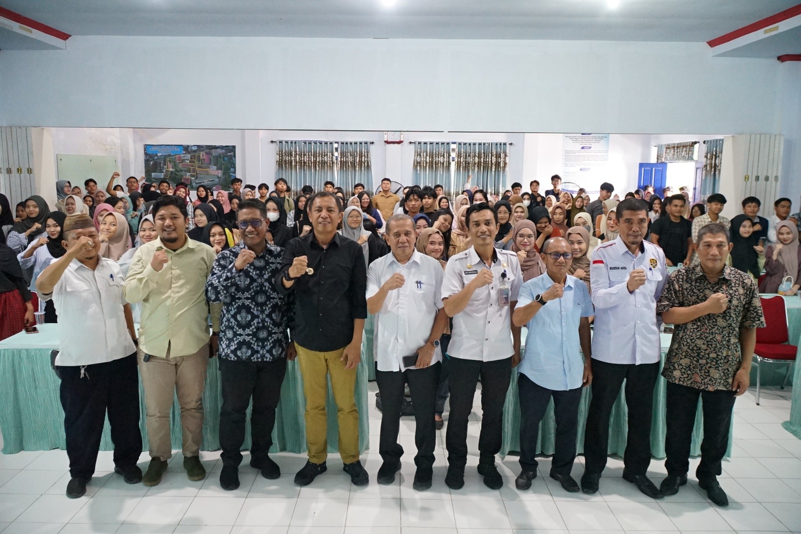 Bawa Kuliah Umum di IAS, Akbar Ali Motivasi Mahasiswa Calon Pemimpin Masa Depan 