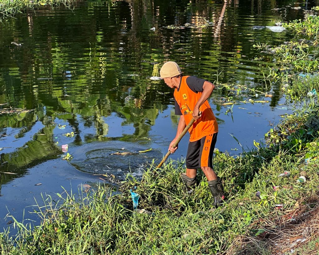 Pjs Wali Kota Makassar Pimpin Normalisasi Kanal di Manggala dan Bontoala