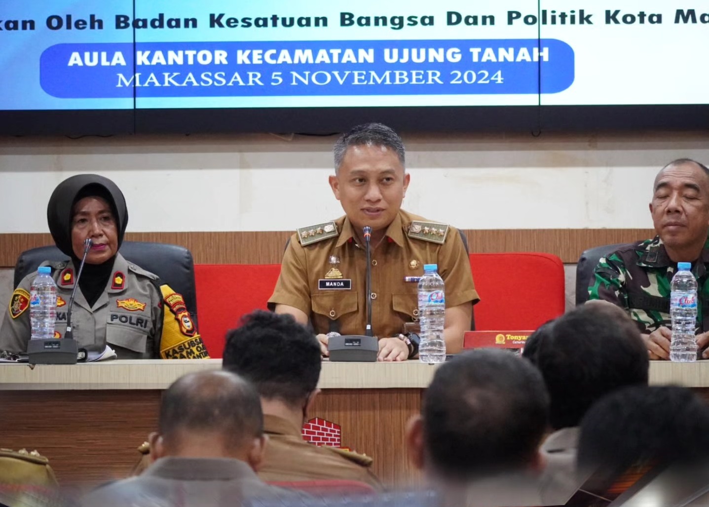 Camat Bersama Kapolsek hingga Danramil Ujung Tanah Menjadi Narsum pada Penyuluhan Terkait Pilkada