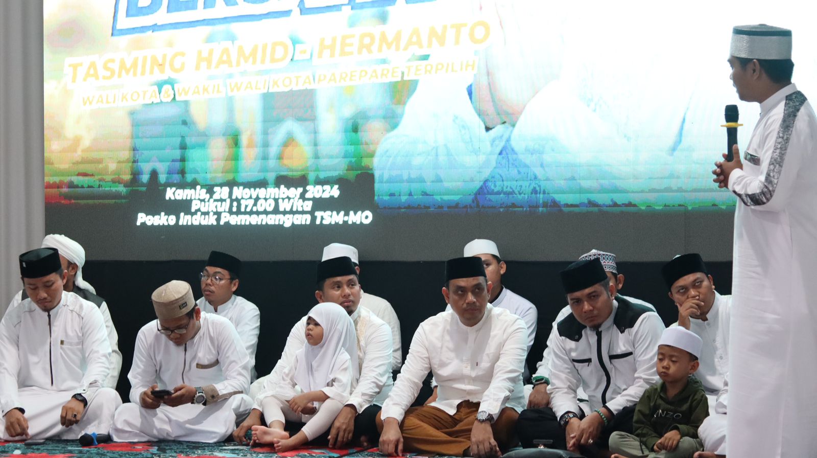 Wujud Syukur Unggul Hasil Real Count, TSM-MO Zikir dan Buka Puasa Bersama Masyarakat 