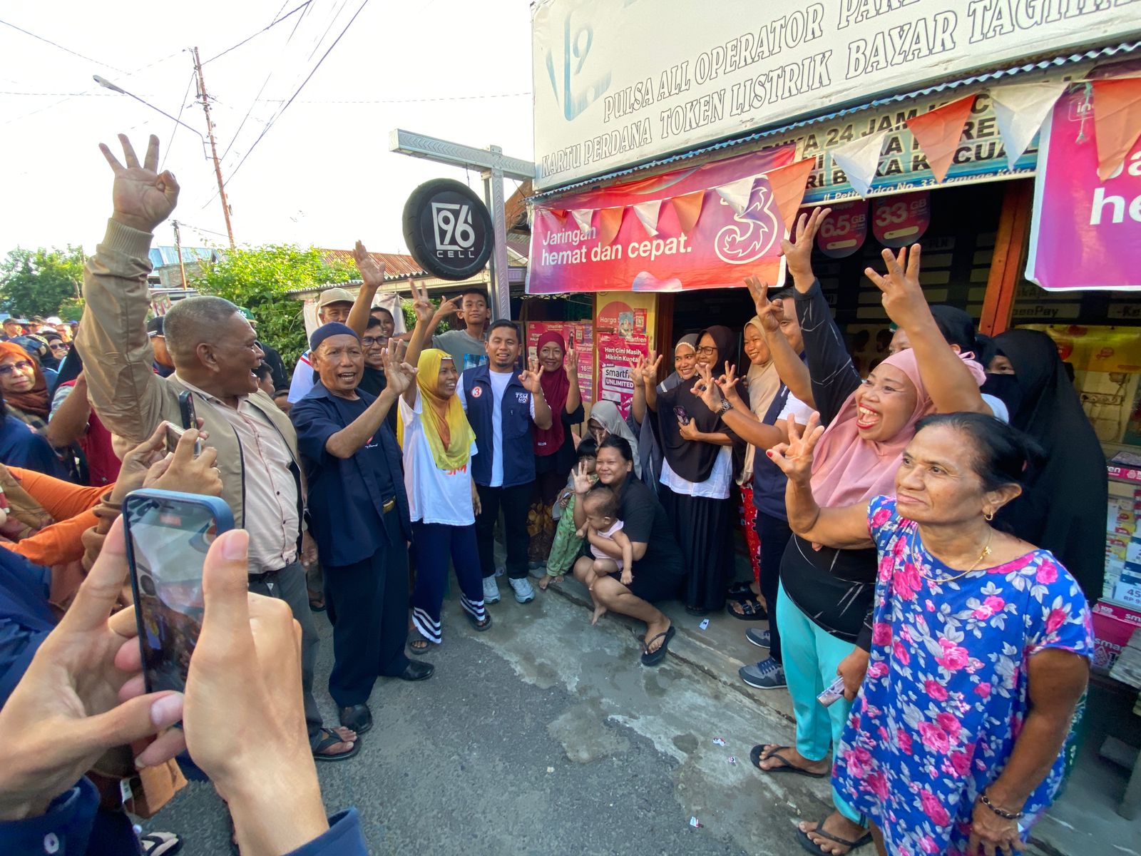 Kembali Tumpah Ruah Masyarakat Sambut TSM-MO di Watang Soreang, Tanpa Sekat Sampaikan Harapan untuk Kemajuan Parepare 