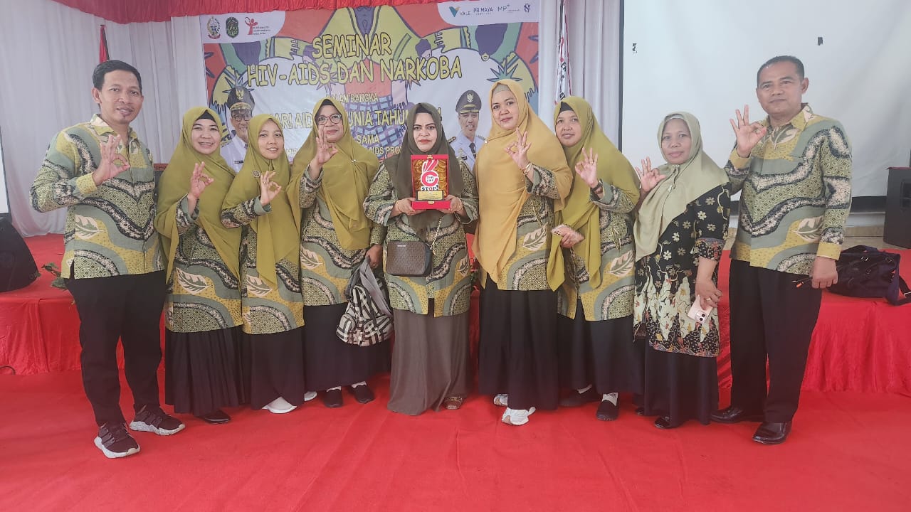 SPM Terbaik HIV AIDS se-Sulsel, Pemkot Parepare Terima Penghargaan