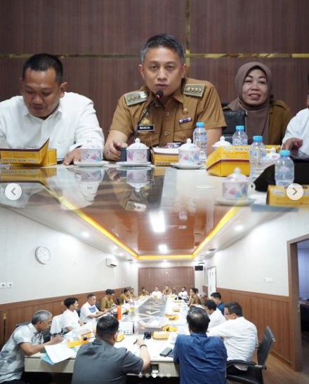 Camat Ujung Tanah Hadir Rakor Bersama Komisi A DPRD Makassar