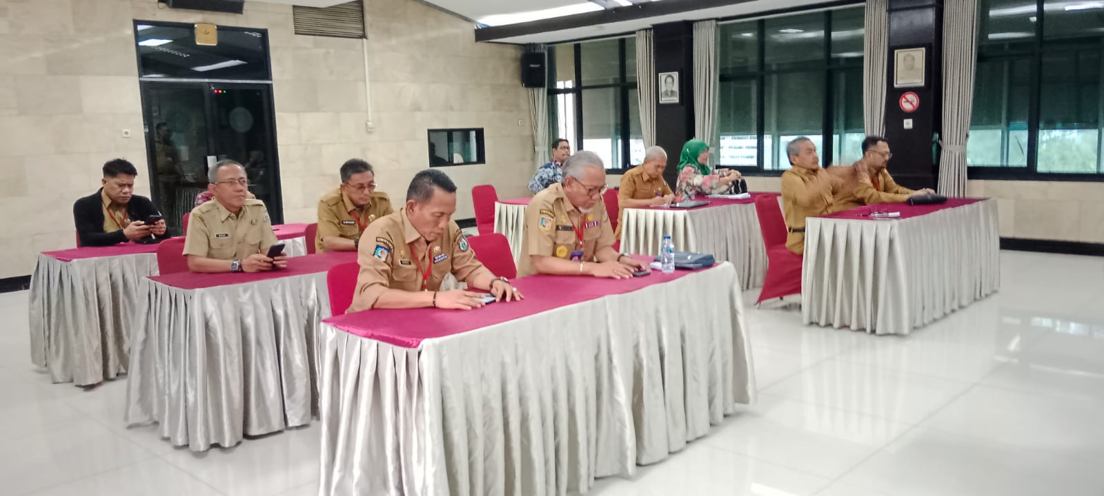 Kadis Dikbud Sulbar Dampingi Pj Bahtiar Menghadiri Evaluasi Kemendagri