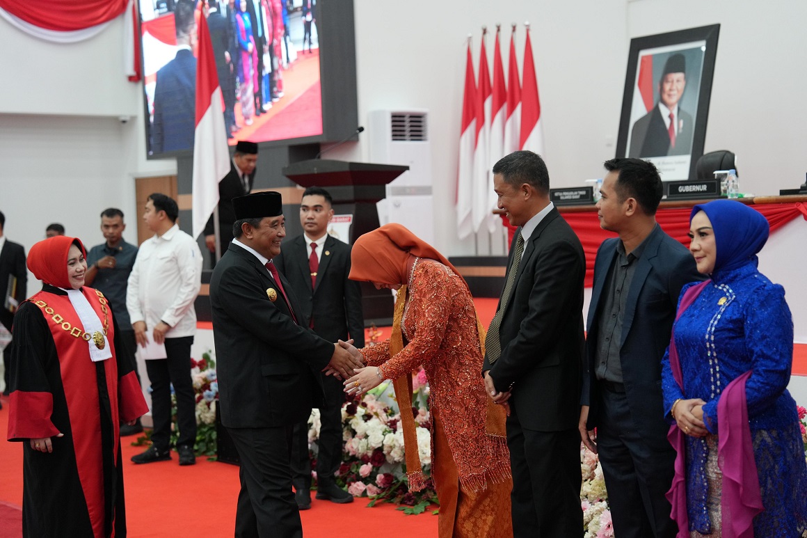 Empat Pimpinan DPRD Sulbar Resmi Dilantik, Siap Perjuangkan Aspirasi Masyarakat dan Kepentingan Publik
