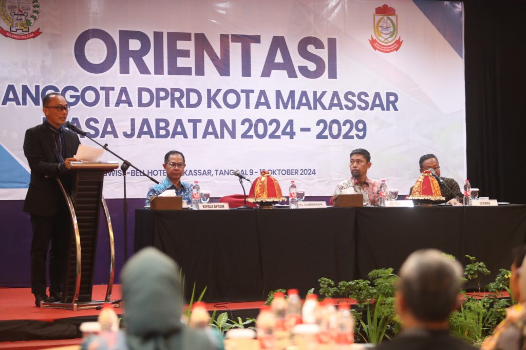 Pj Gubernur Sulsel Menutup Orientasi Anggota DPRD Makassar Periode 2024-2029 