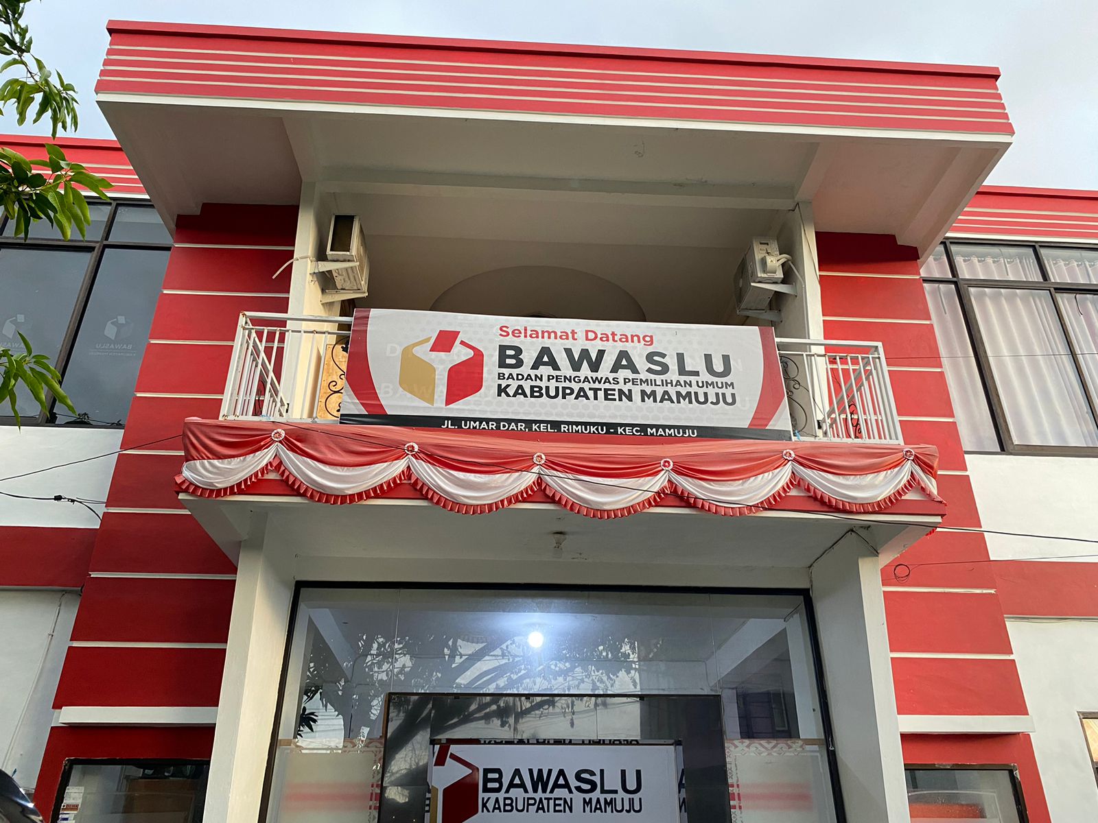 Diduga Ikut Kampanye Tanpa Surat Cuti, Empat Anggota DPRD Mamuju Dilaporkan ke Bawaslu