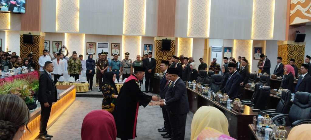 Empat Pimpinan DPRD Makassar Resmi Dilantik, Supratman Jadi Ketua