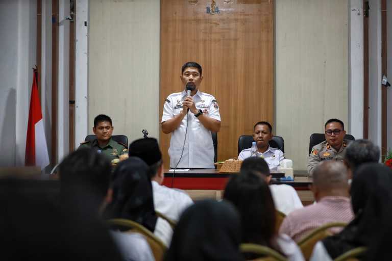 Bertemu Dengan Jajaran Kecamatan Tamalanrea, Arwin Azis Tekankan Kelengkapan Infrastruktur Pilkada 2024