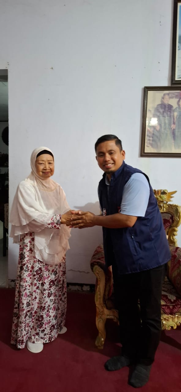 Setelah Zain Katoe, Tasming dan Hermanto Datang Minta Doa Restu ke Hj Surya Bachrong Sesepuh Keluarga Besar Bacukiki