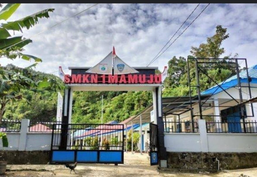 Aplikasikan Program Presiden Prabowo,  Pemprov Sulbar Mulai Galakkan Makan Bergizi di SMK 