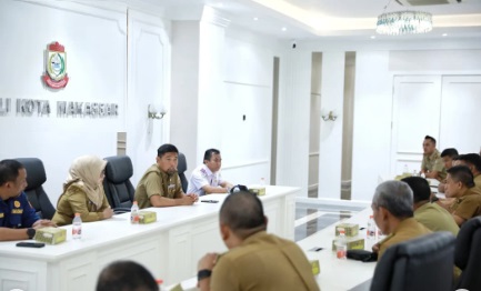 Pjs Wali Kota Andi Arwin Pimpinan Rakor terbatas bahas Permasalahan Gelandang dan Pengemis