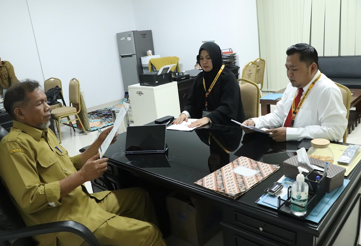 Sebagai Mentor Peserta Diklatpim Administrator, Karo Umum Sulbar Beri Masukan ke Kabag Adpim dan Kabag RT