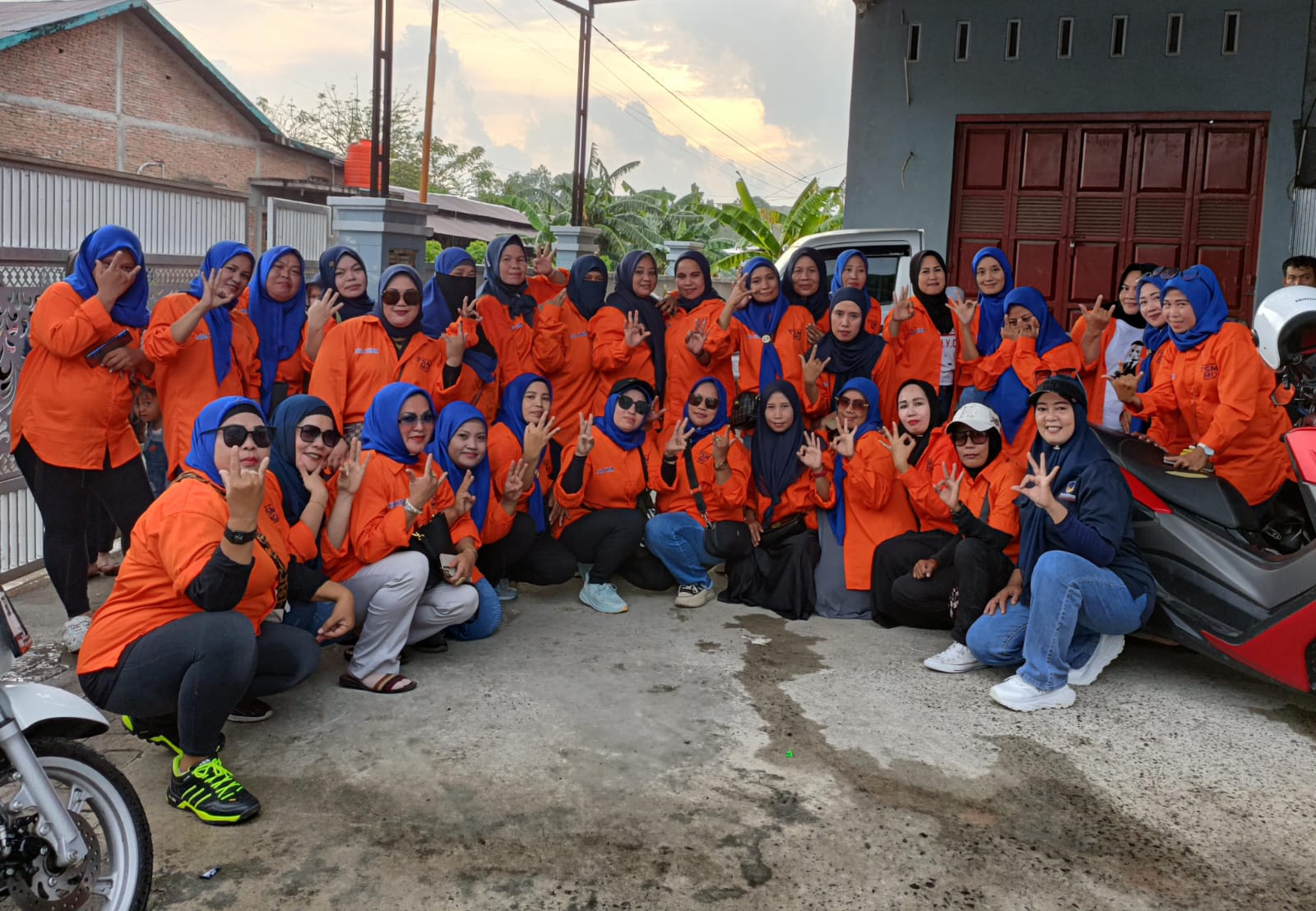 700 Lebih Emak-Emak TKBM Pelabuhan Nusantara Mantapkan Hati Memilih dan Menangkan TSM-MO