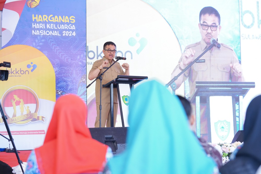 Hadiri Peringatan Harganas Tingkat Sulsel di Maros, Sekda Jufri Rahman Ajak Kolaborasi Atasi Stunting