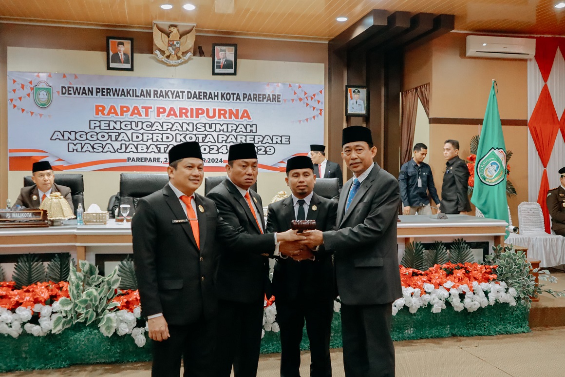 Tasming Hamid Ucapkan Selamat Bekerja untuk Rakyat kepada 25 Anggota DPRD Parepare