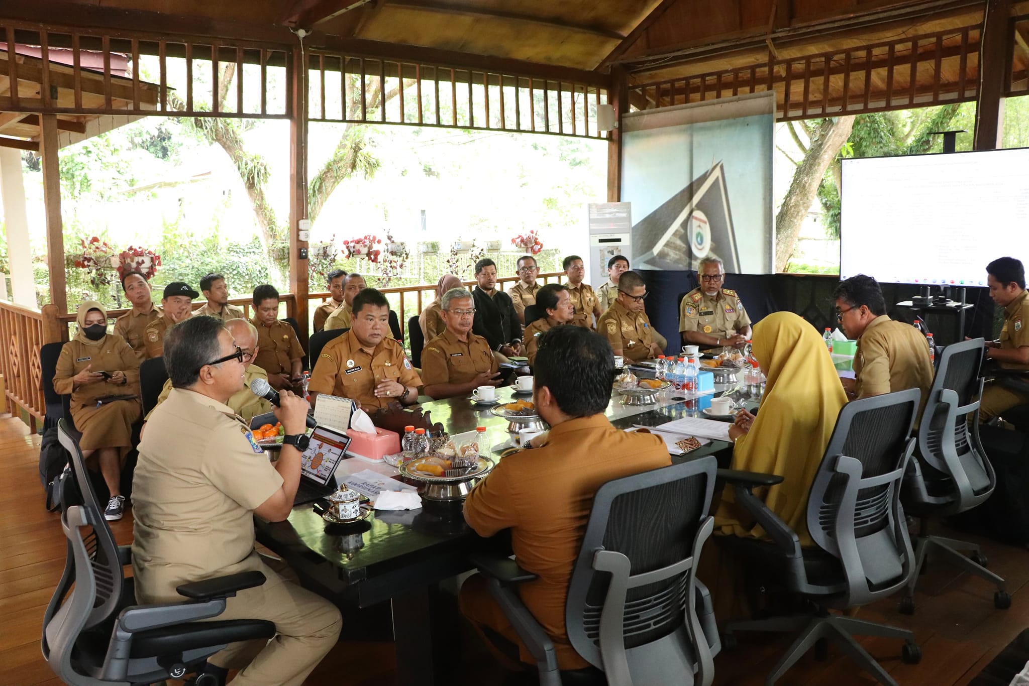 Rakor Pemenuhan Bukti Dukungan MCP KPK, Sekprov Sulbar Nyatakan Sebagian Besar Sudah Terpenuhi