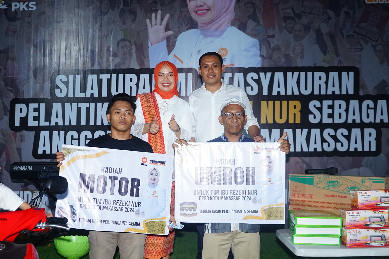 Syukuran Usai Dilantik Sebagai Anggota DPRD Makassar, Rezeki Nur Bagikan Hadiah Umroh dan Motor 