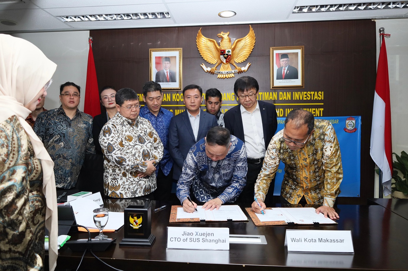 Akhir Tahun Ground Breaking, Danny Pomanto Resmi Teken Perjanjian Kerja Sama PSEL Kota Makassar