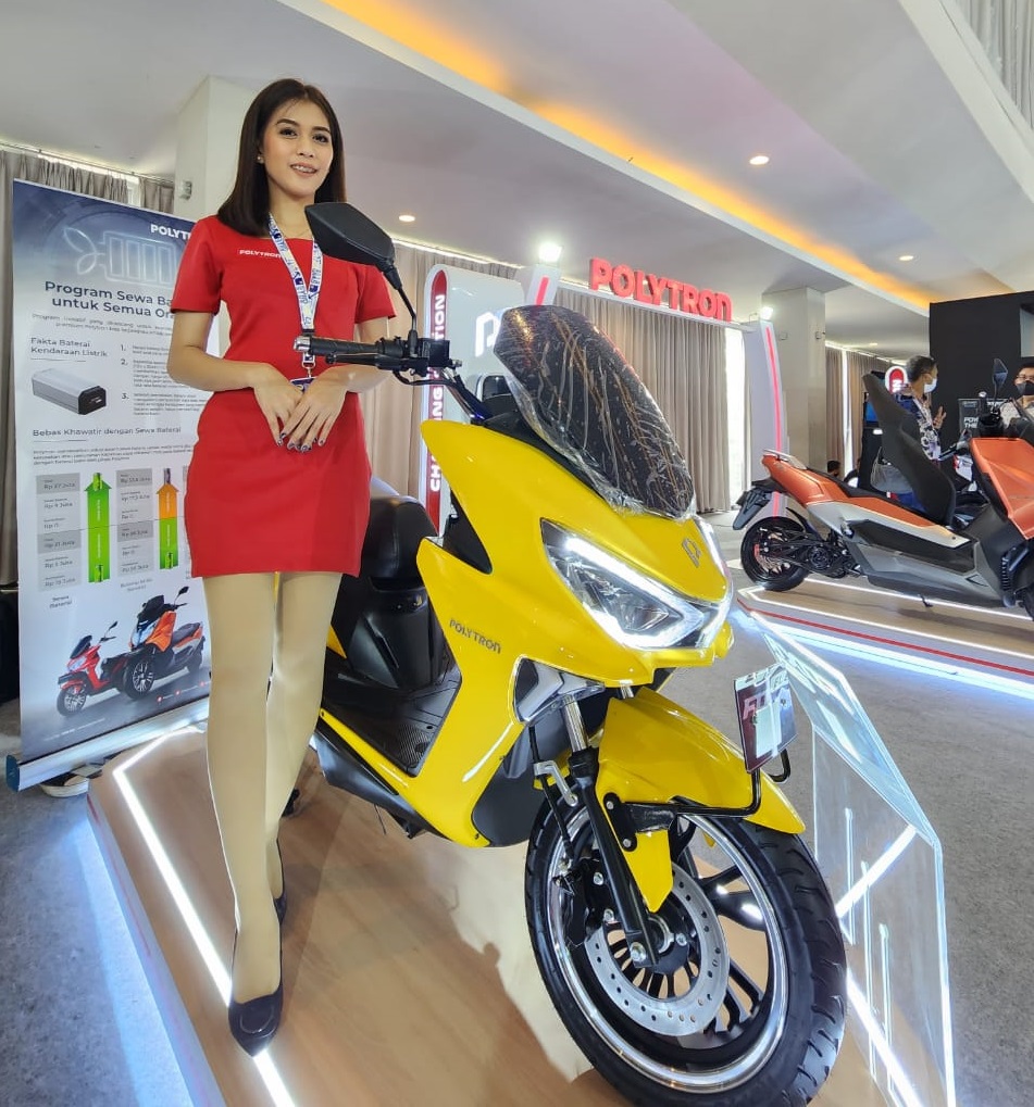 Spek Mirip XMax, Motor Listrik Polytron Fox 500 Dibanderol Seharga Rp43 Juta