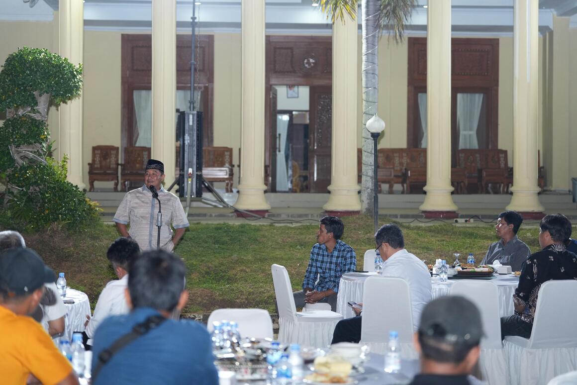 Bertemu Stakeholder Durian, Pj Bahtiar Sepakat Bangun Mata Rantai Bisnis Durian Sulbar 